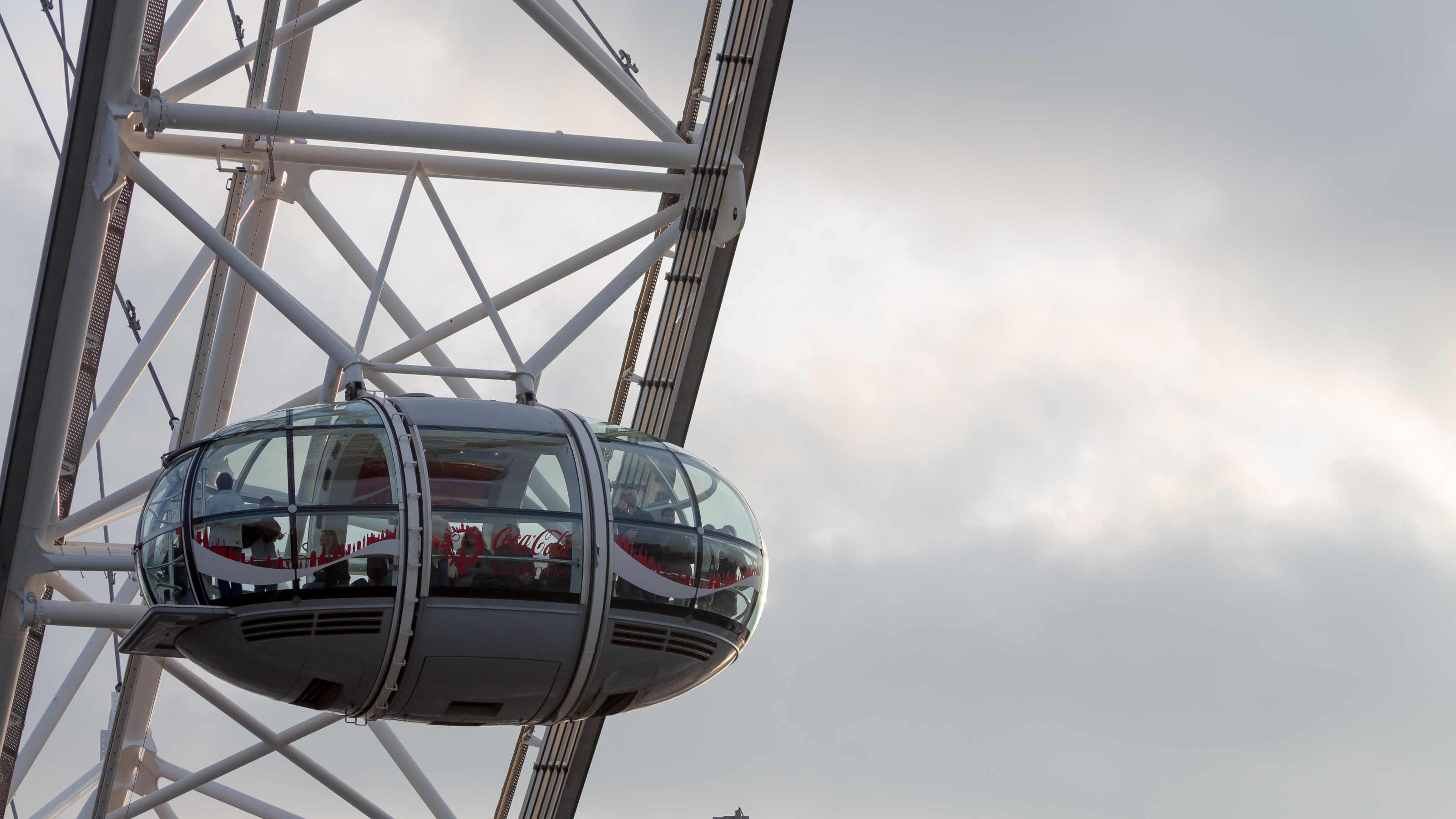 Another London Afternoon - Image 7