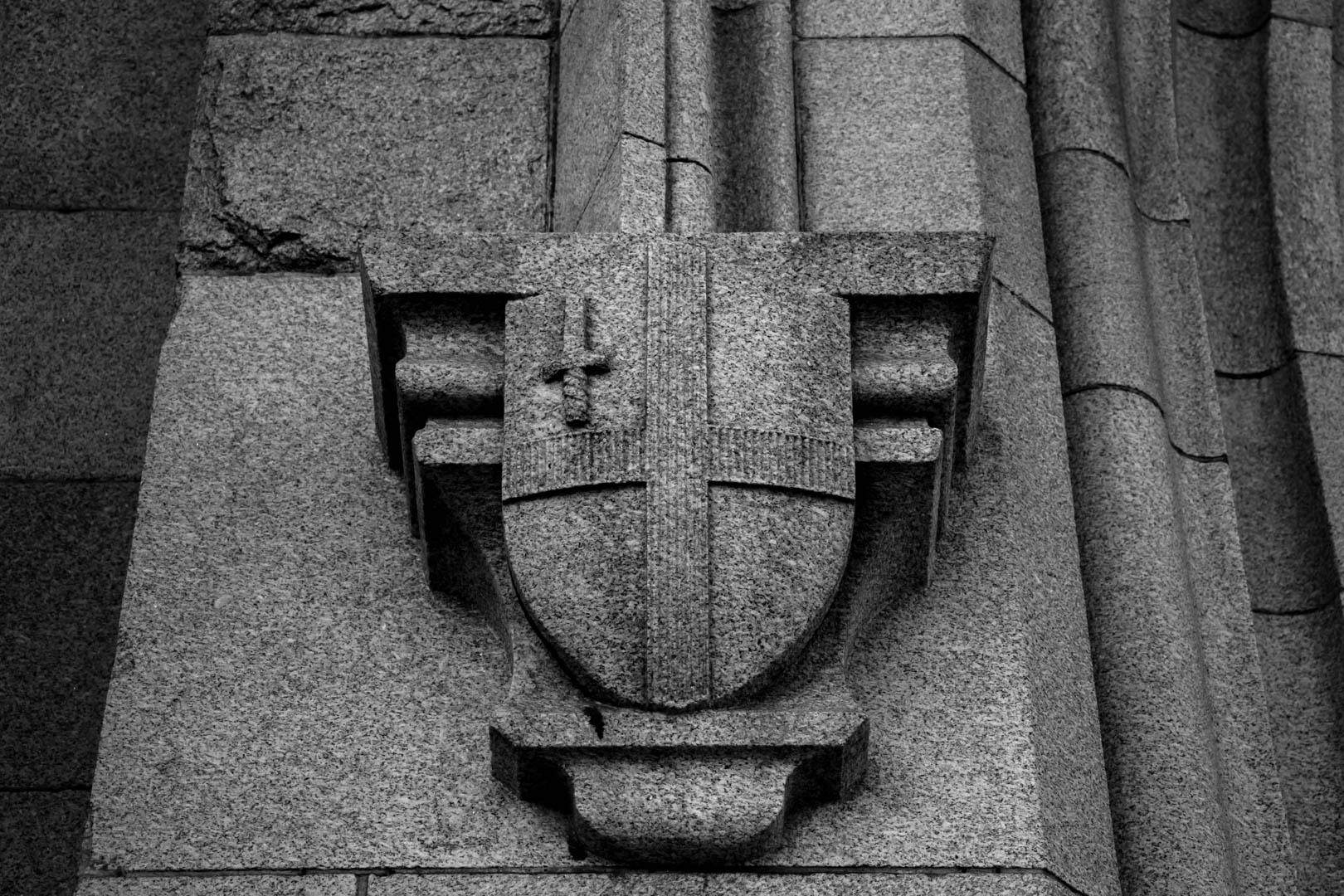 Crossing the Tower Bridge - Image 3