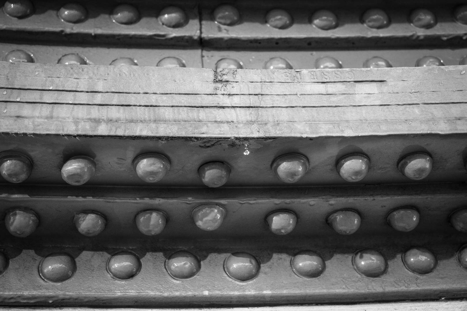 Crossing the Tower Bridge - Image 7